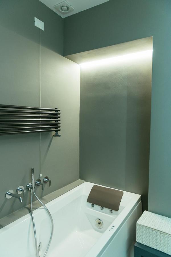 Luxury Penthouse With Sea View - New Sanification Protocol Apartment Pescara Exterior photo