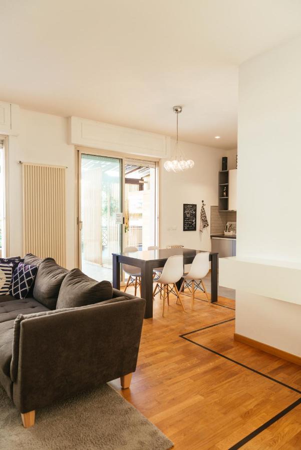 Luxury Penthouse With Sea View - City Center Pescara Exterior photo