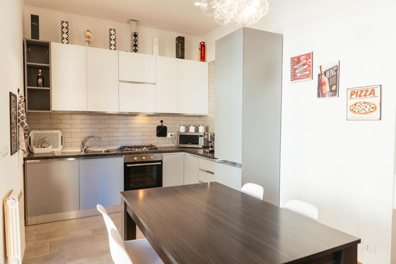 Luxury Penthouse With Sea View - City Center Pescara Exterior photo